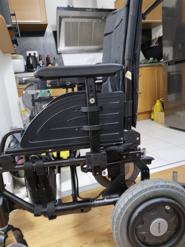 出售电动轮椅