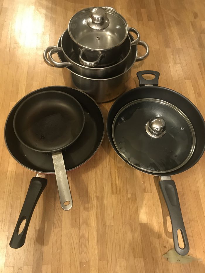 3个煎锅3个煮锅