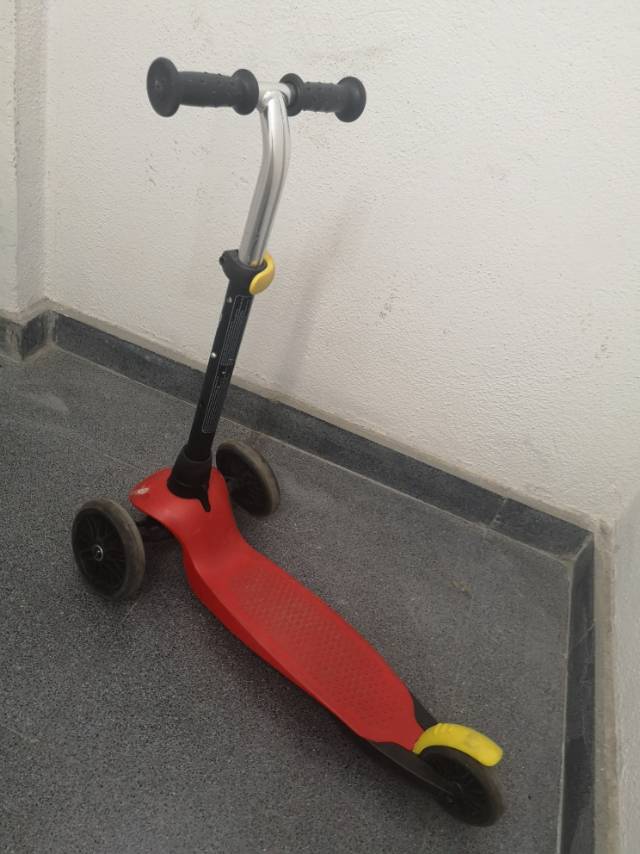 迪卡侬滑板车